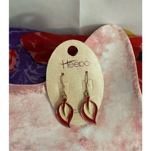 NWT Heebo Pierced WIRE Earrings Red White Leaf Dangle Earrings 🌿🍒
